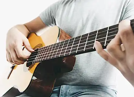 Klasik Gitar Öğrencimizden Bir Makale