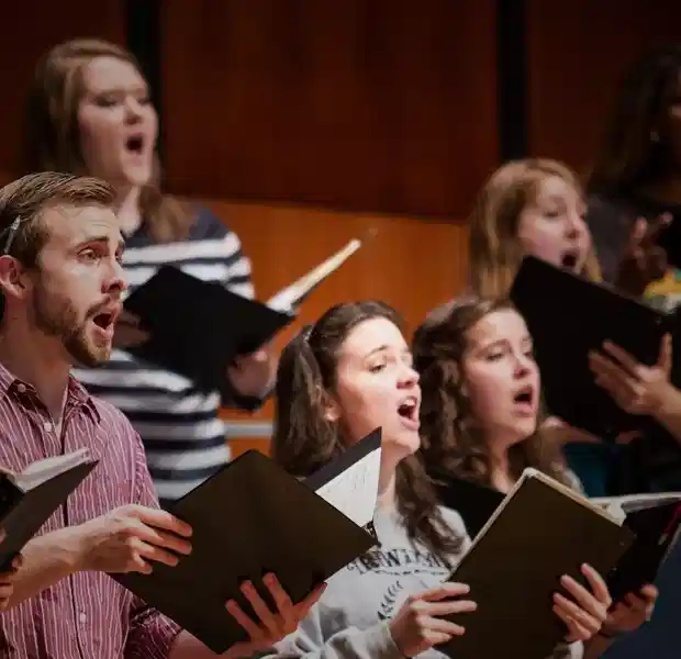 Polifonik (Çok Sesli Koro)